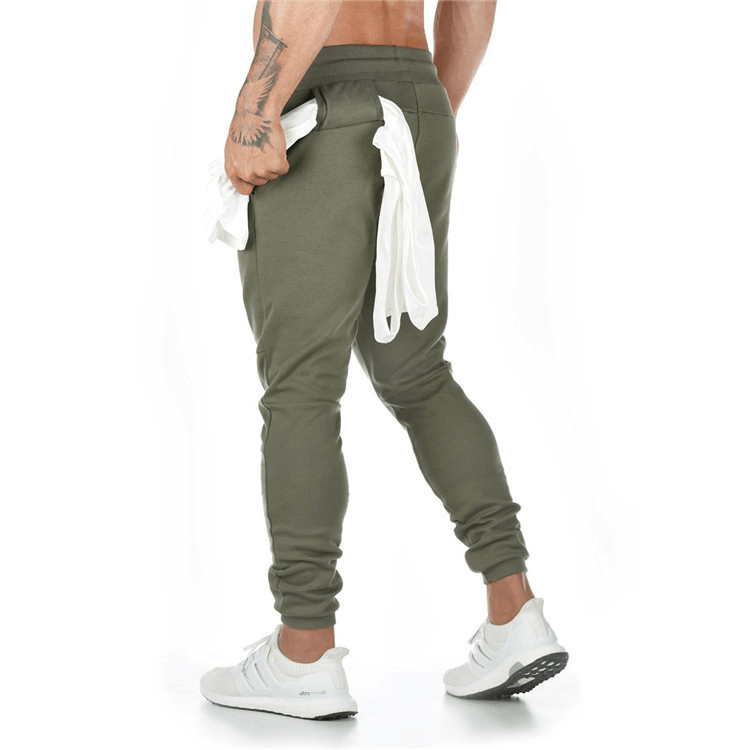 Sweat-Wicking Fitness Pants with Built-In Towel for Men