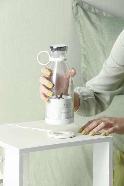 SportBlend: The Ultimate Portable Mixer for Fitness and Nutrition